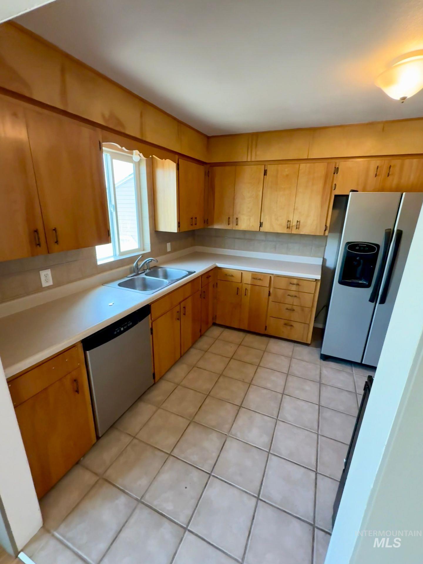 1225 Mccarroll St Property Photo 6