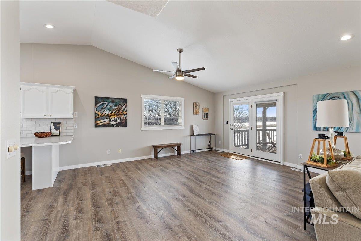 21600 Look Lane Property Photo 9