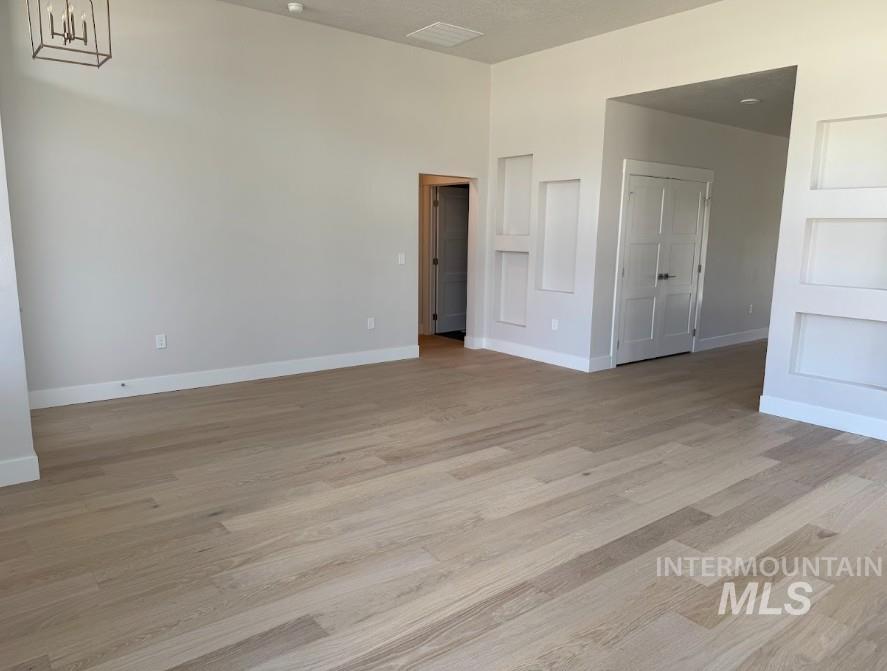 665 W Wrangler Property Photo 5