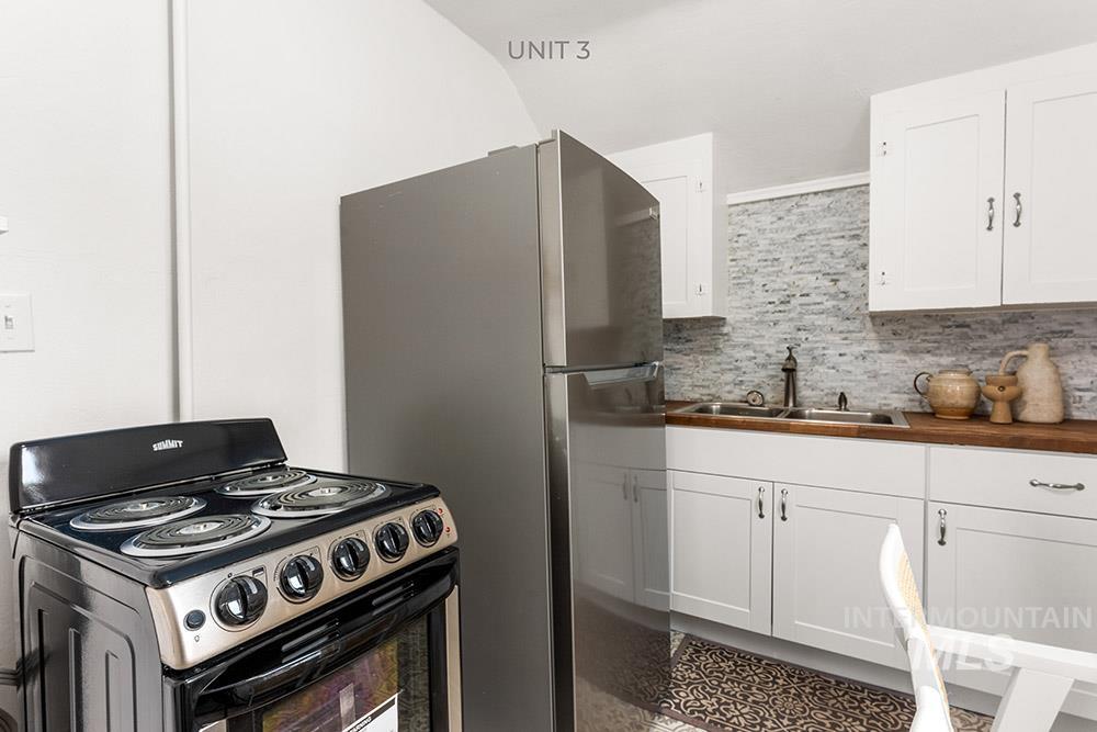 1818 W Washington St Property Photo 21