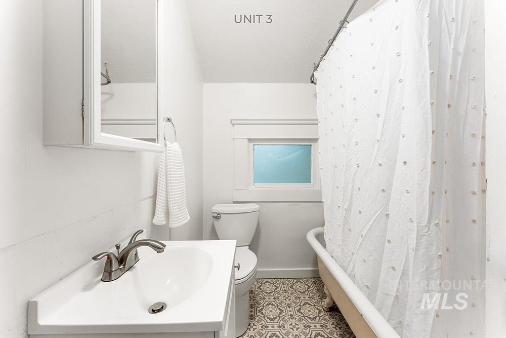 1818 W Washington St Property Photo 22