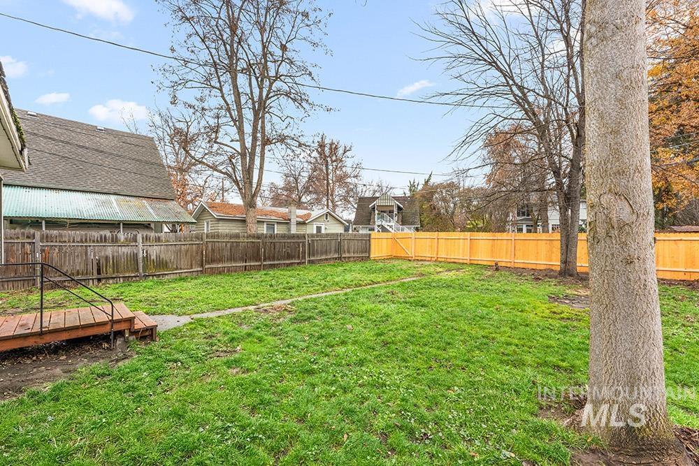1818 W Washington St Property Photo 23