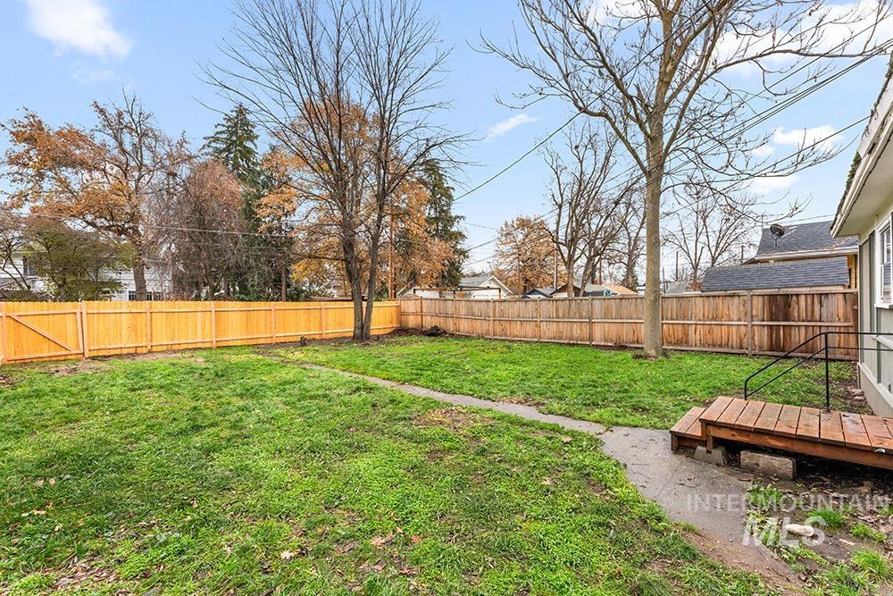 1818 W Washington St Property Photo 24