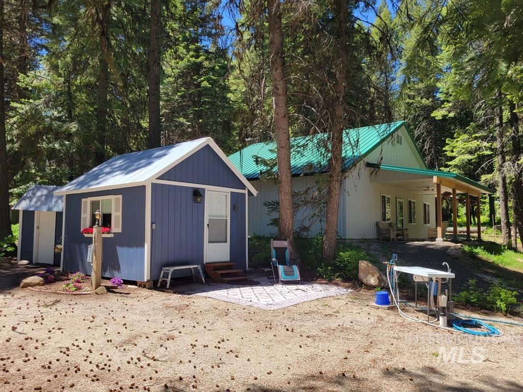 579 Noland Road Property Photo 4
