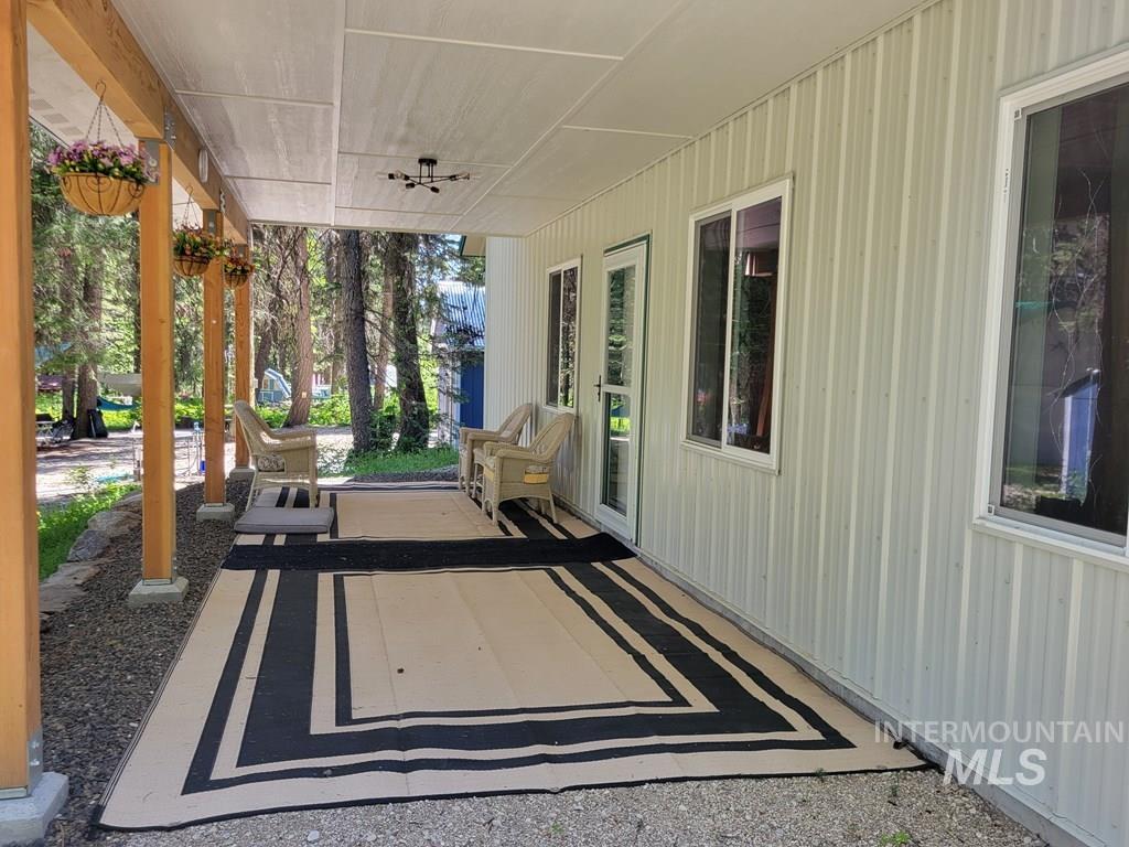 579 Noland Road Property Photo 5