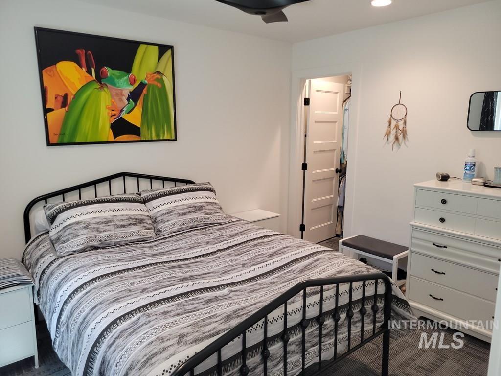 579 Noland Road Property Photo 17