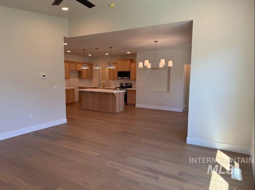 683 W Wrangler Property Photo 7