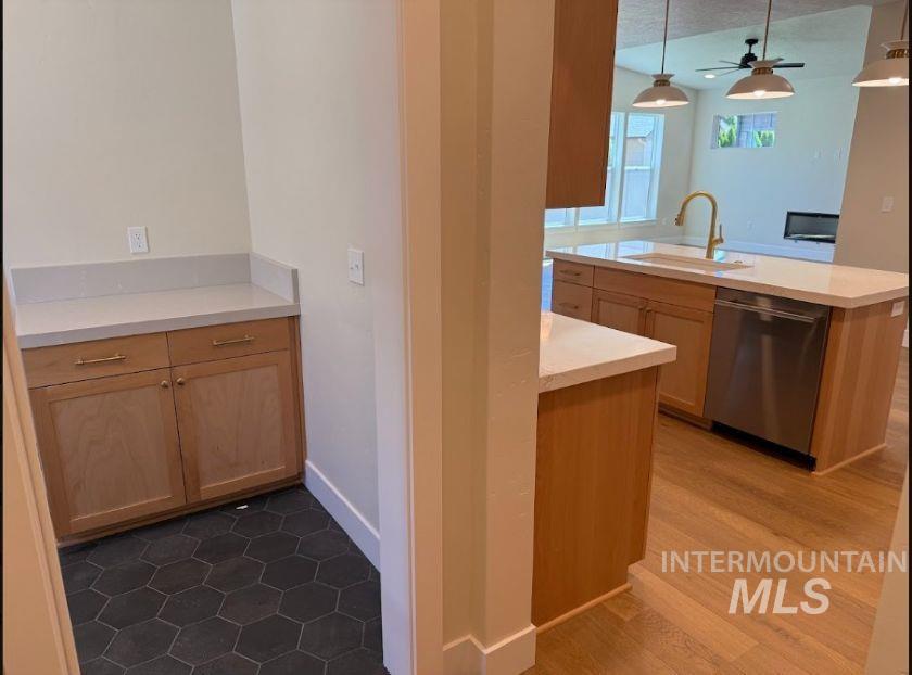 683 W Wrangler Property Photo 8