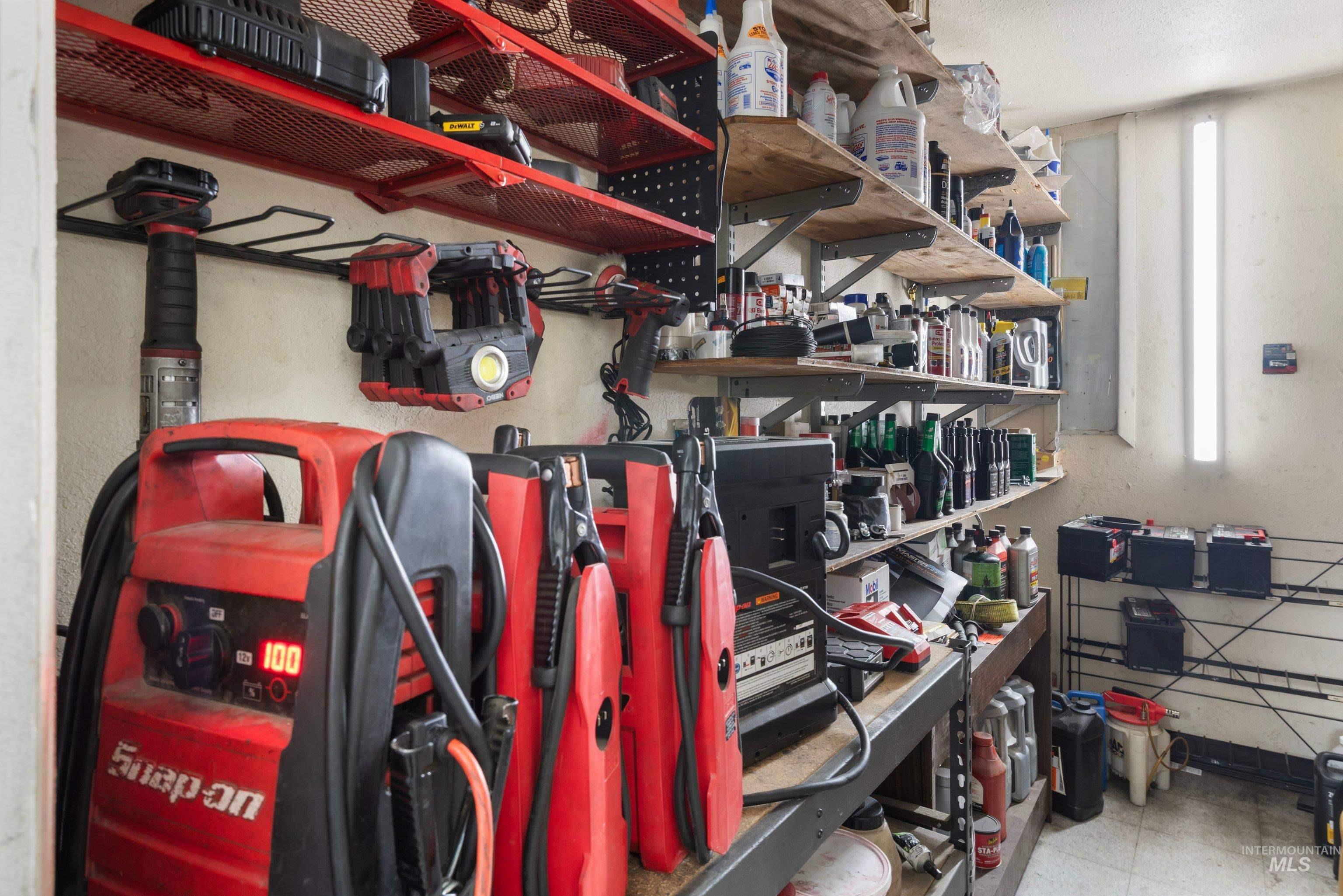 10915 W State Property Photo 18