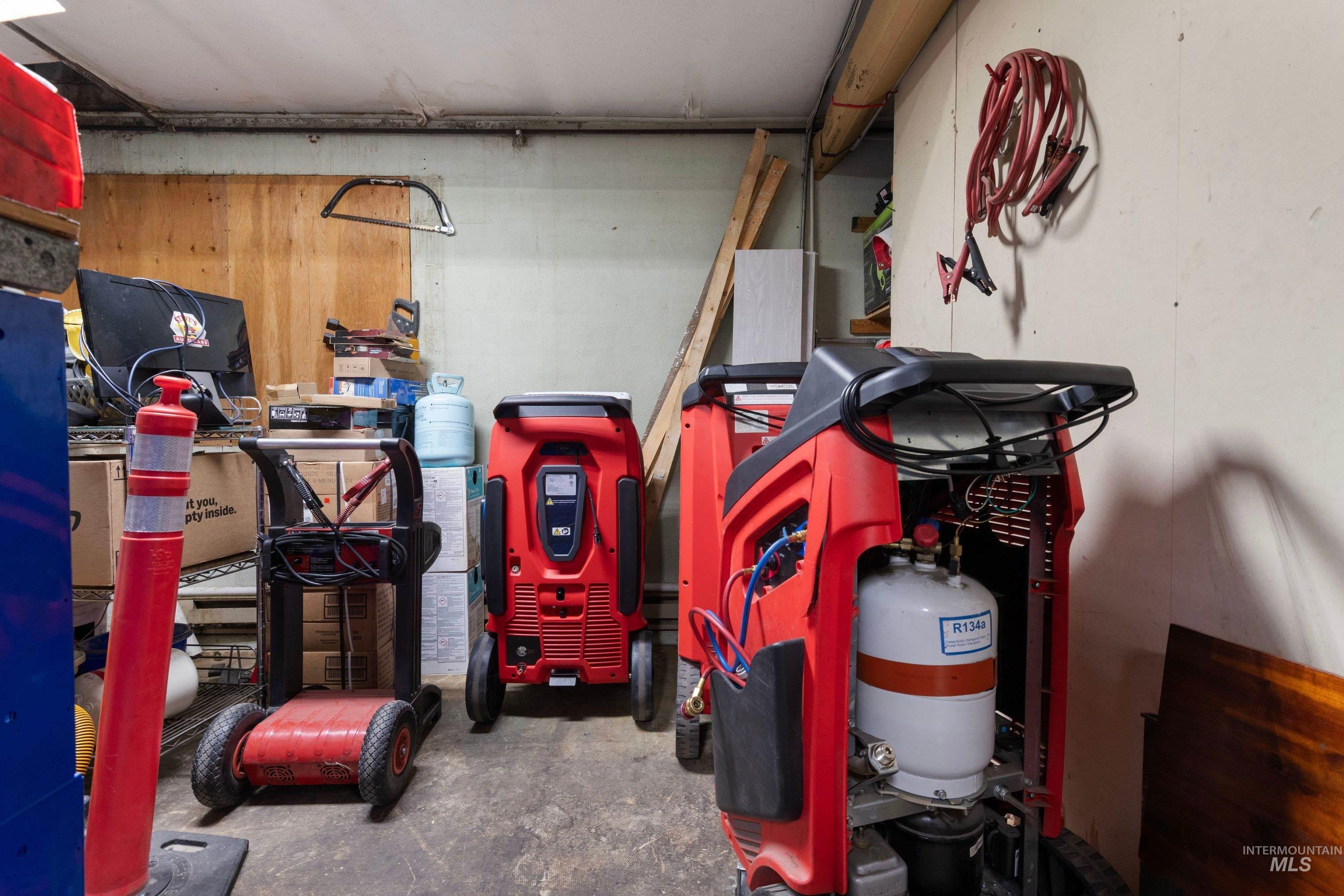 10915 W State Property Photo 24