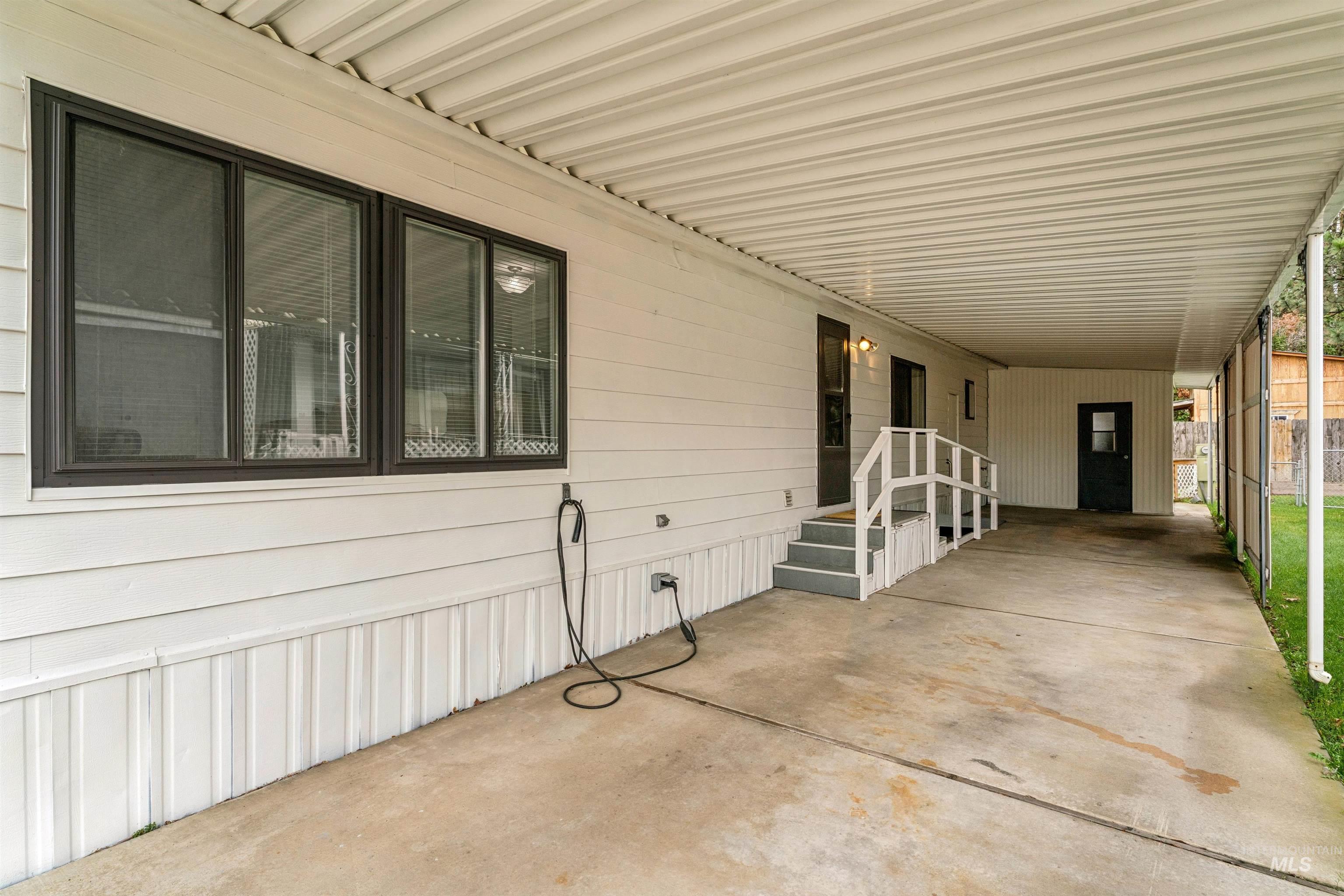 8103 W Appomattox Property Photo 15