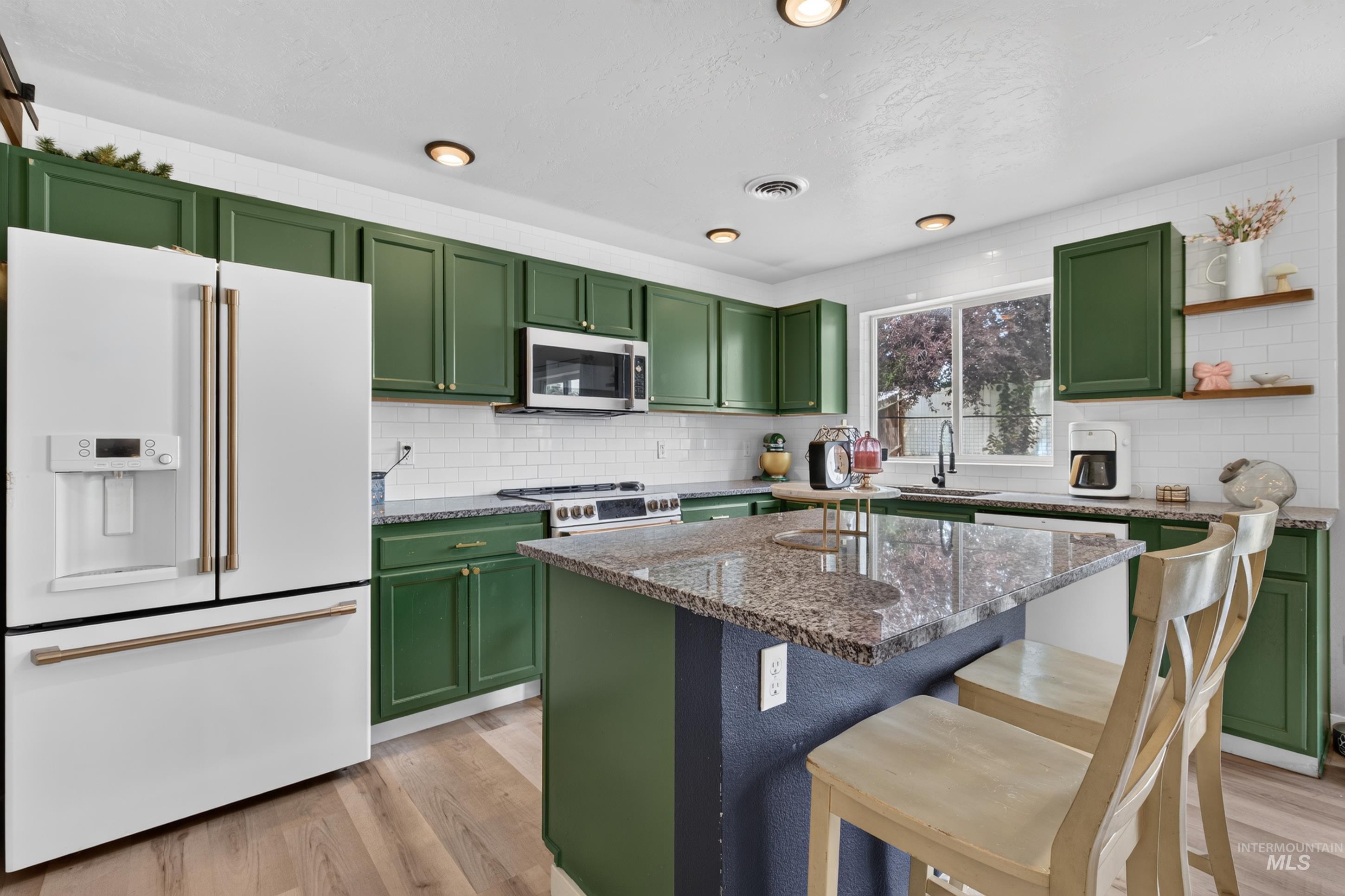 4404 N Alester Ave Property Photo 14