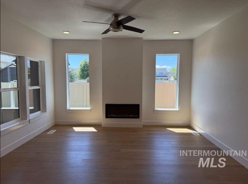 755 W Wrangler Property Photo 3