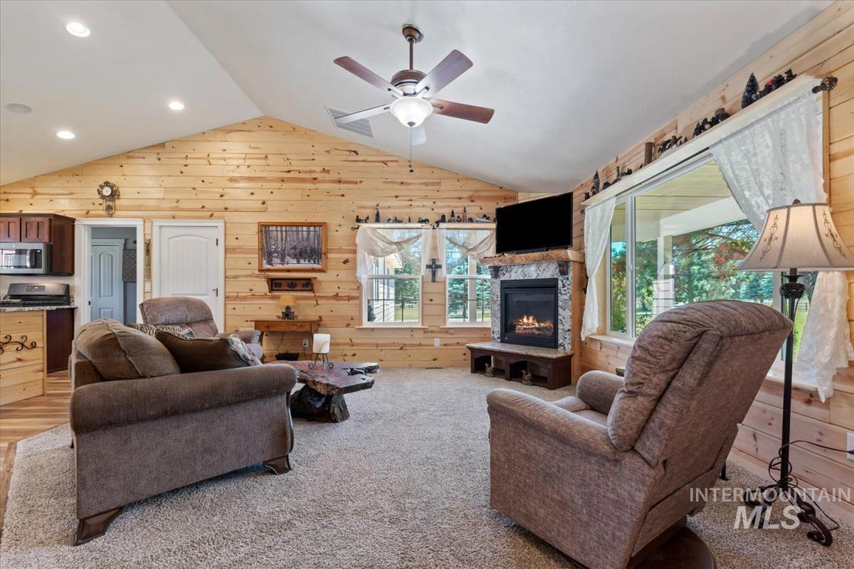 26 Quail Run Property Photo 11