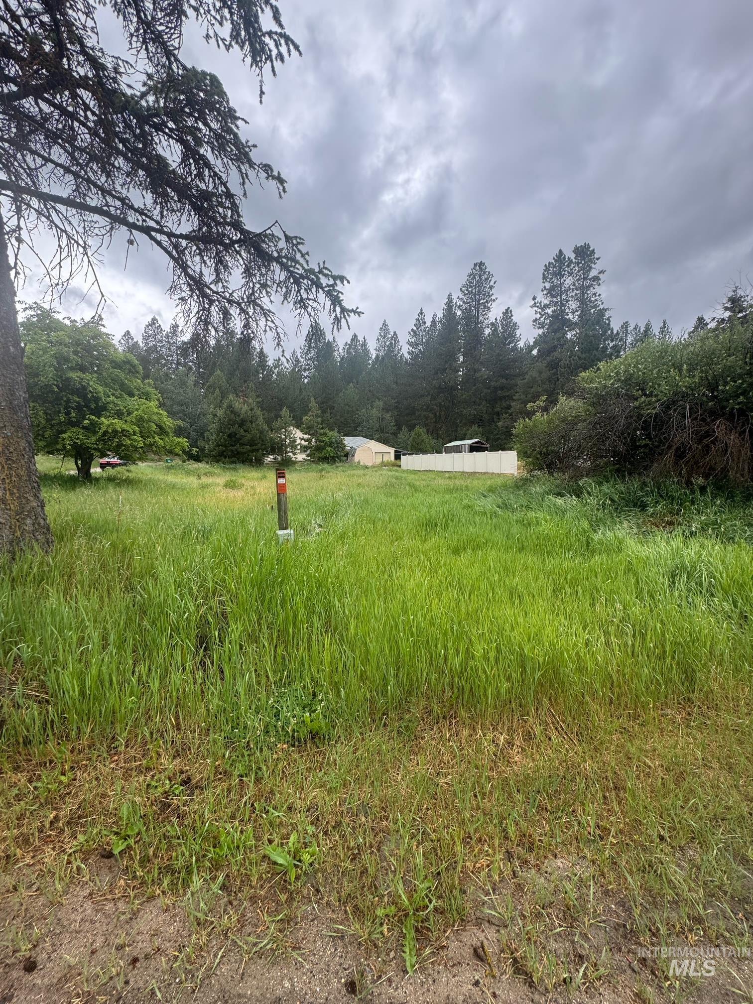401 Basque Rd Property Photo 4