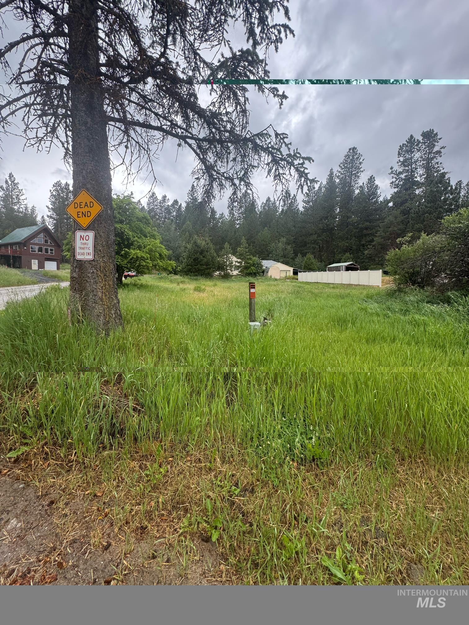 401 Basque Rd Property Photo 5