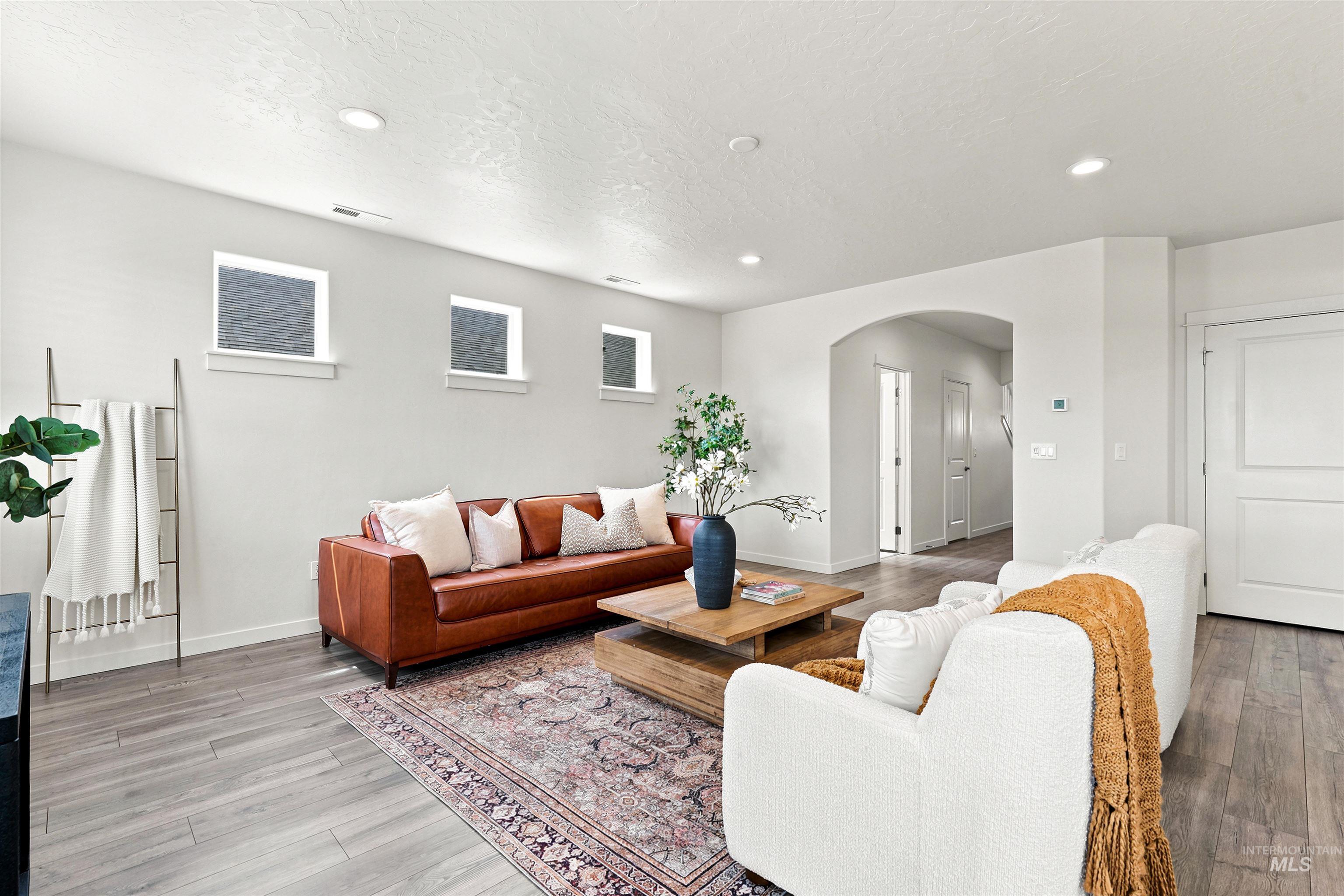10237 W Salmonberry St Property Photo 6