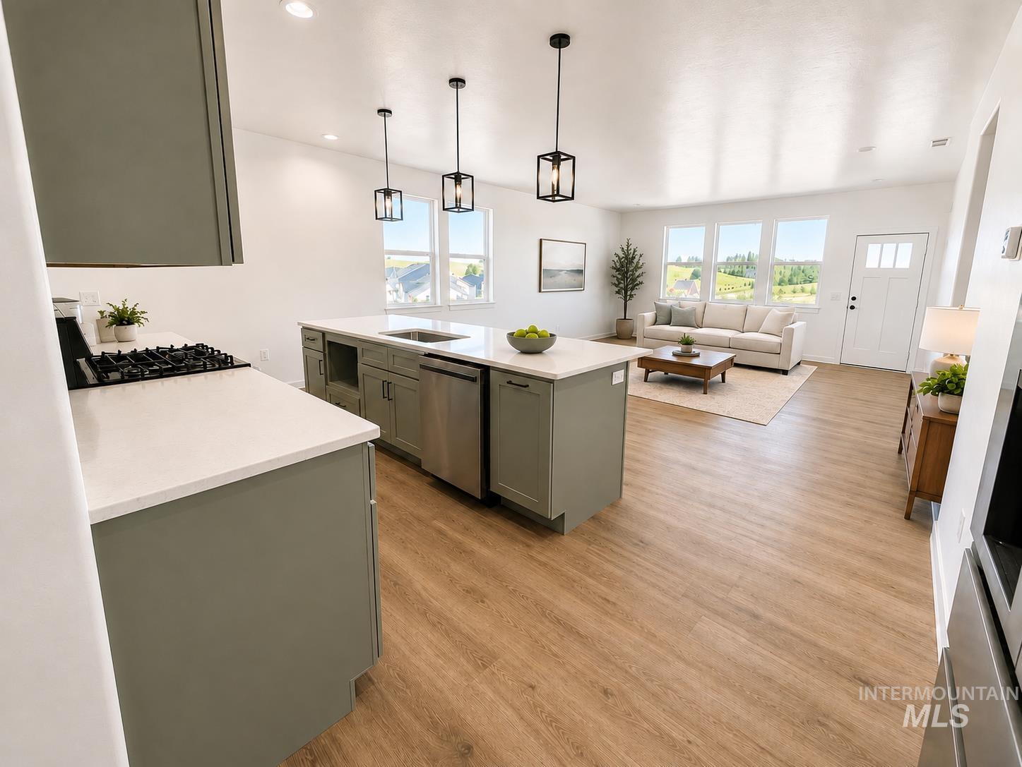 1115 Edington Avenue Property Photo 3