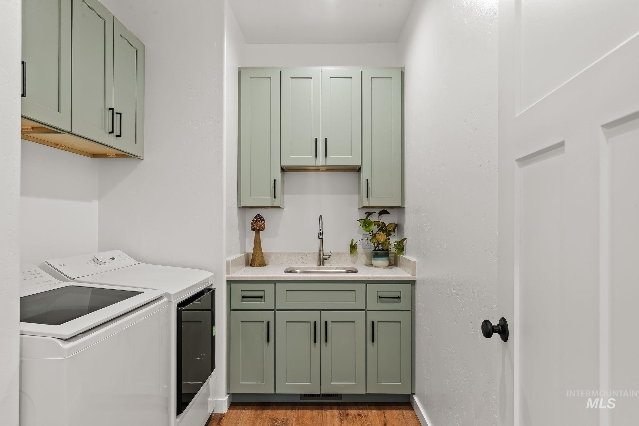 1115 Edington Avenue Property Photo 12