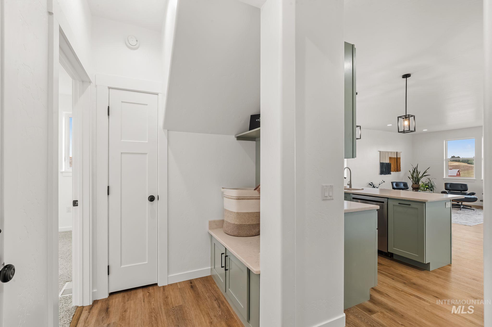 1115 Edington Avenue Property Photo 13