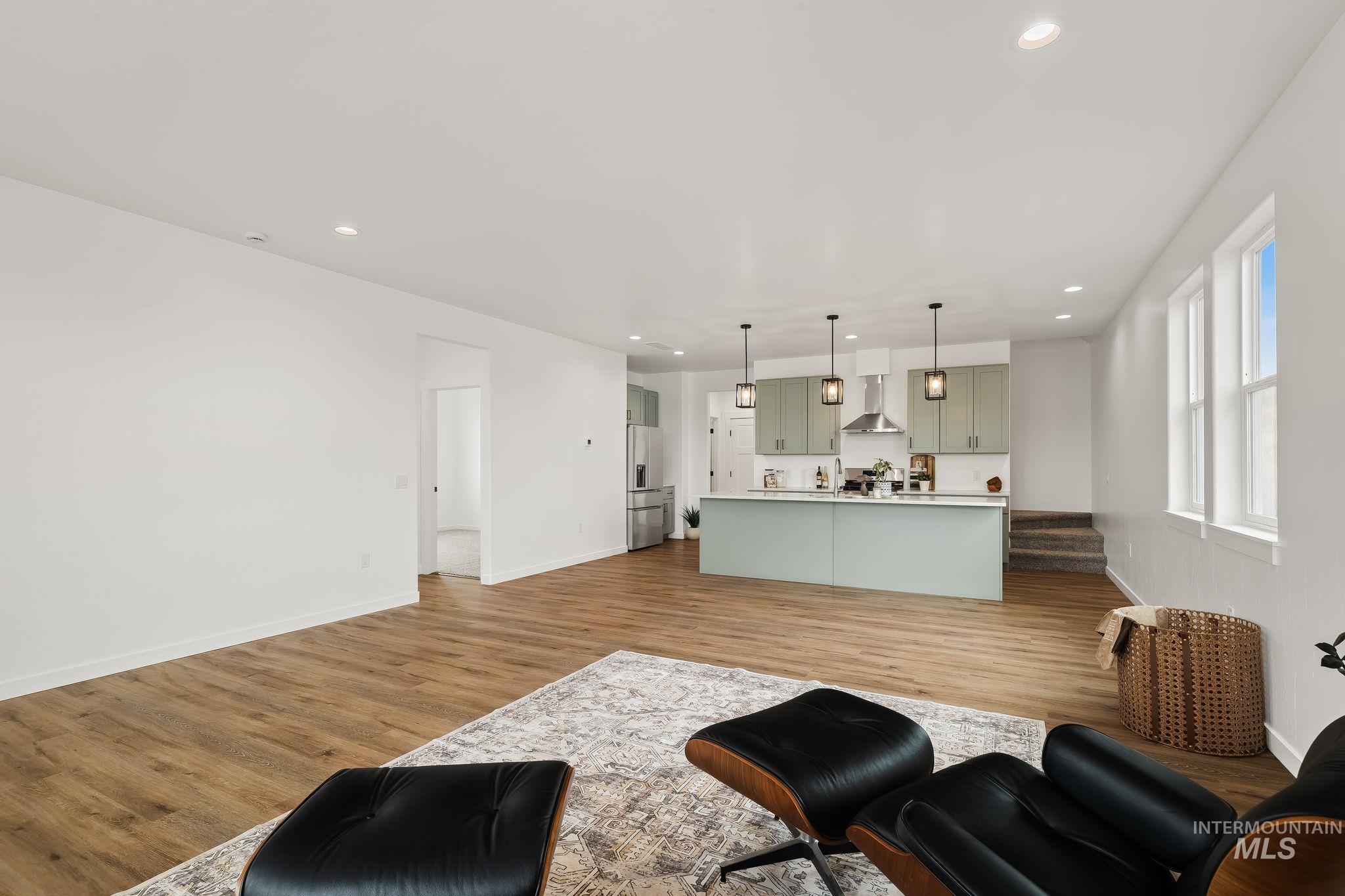 1115 Edington Avenue Property Photo 37