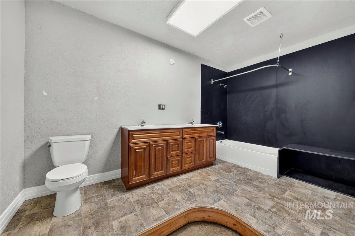 2160 S Five Mile Property Photo 34