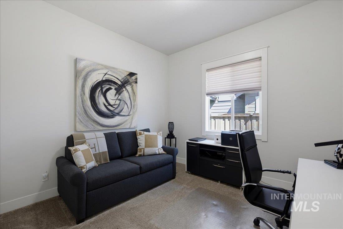 5824 S Astoria Avenue Property Photo 27