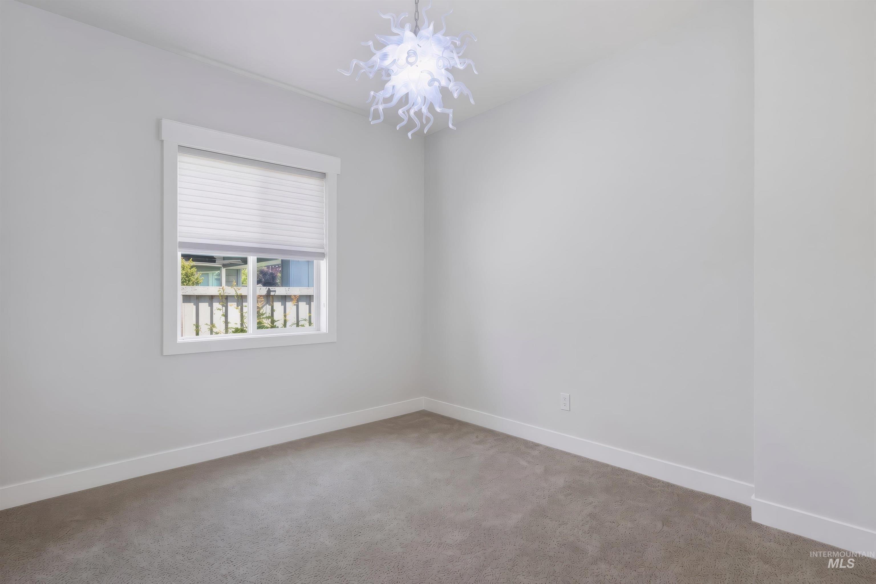 5824 S Astoria Avenue Property Photo 49