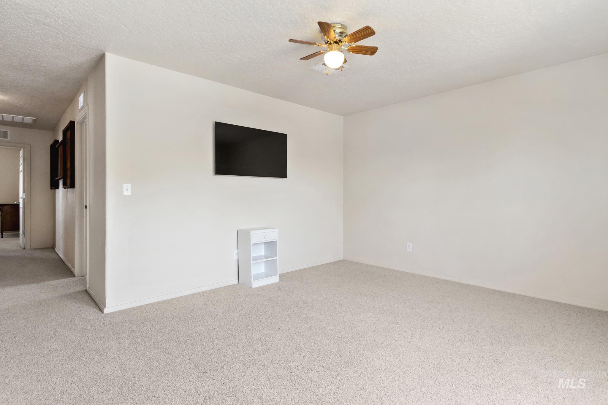 8056 E Mckenzre St Property Photo 25