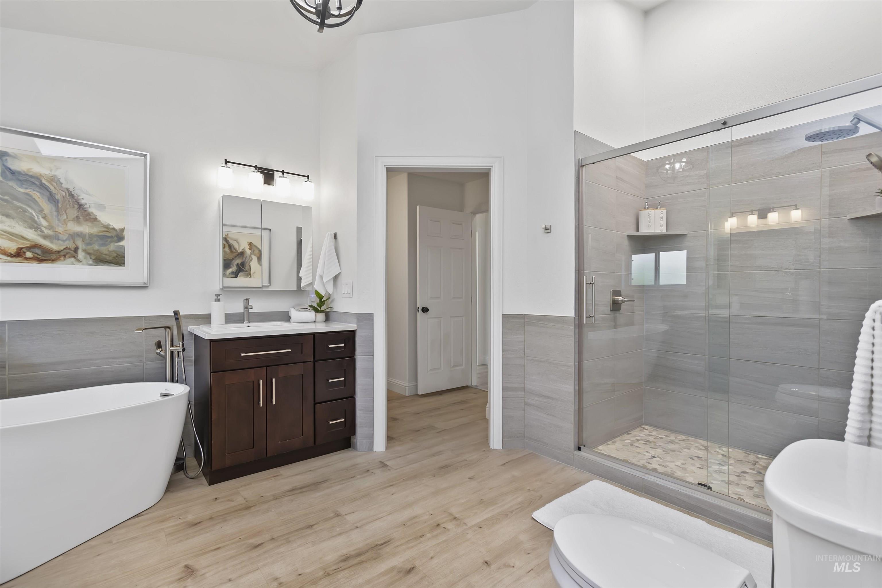4255 Valley View Rd Property Photo 14