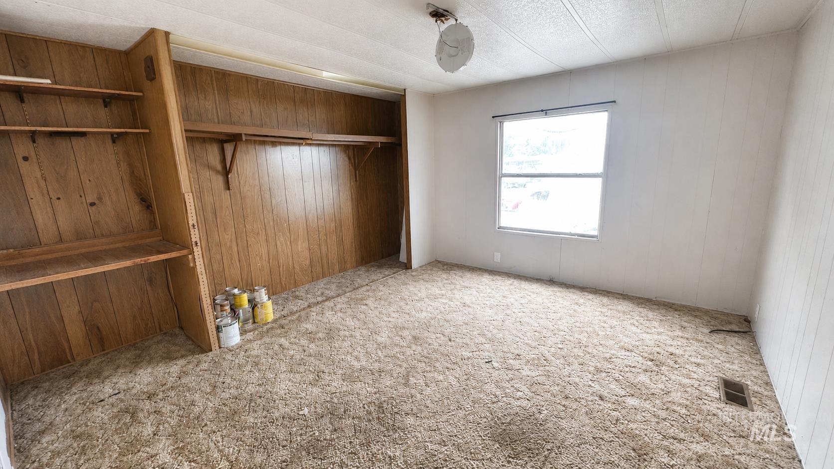 1200 Artesian Rd #15 Property Photo 15