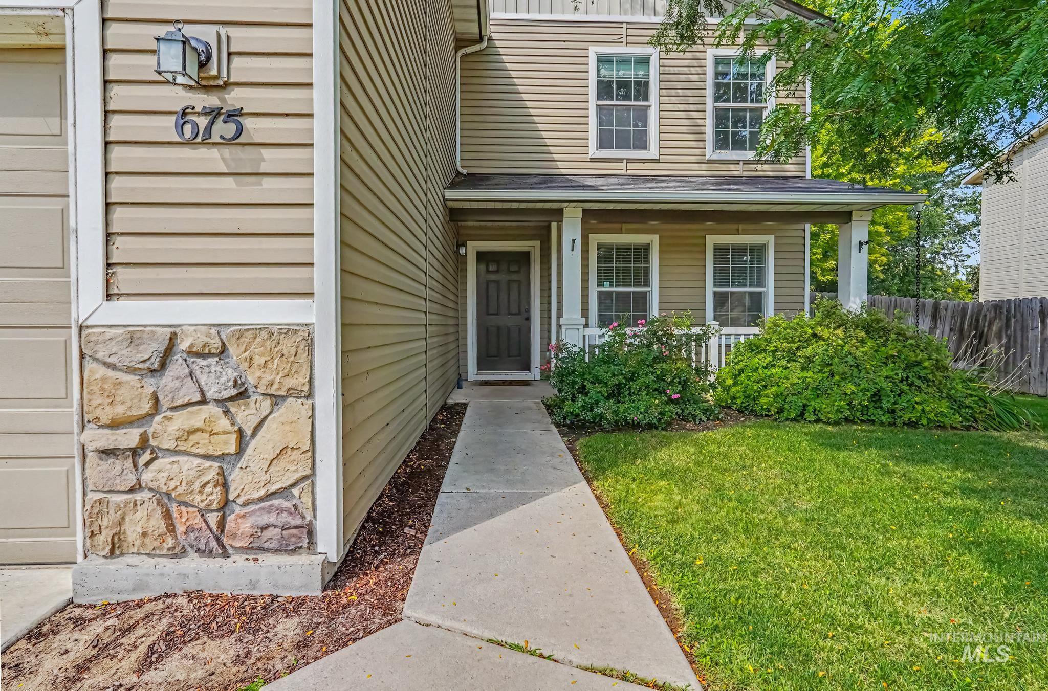 675 Gateway Property Photo 3