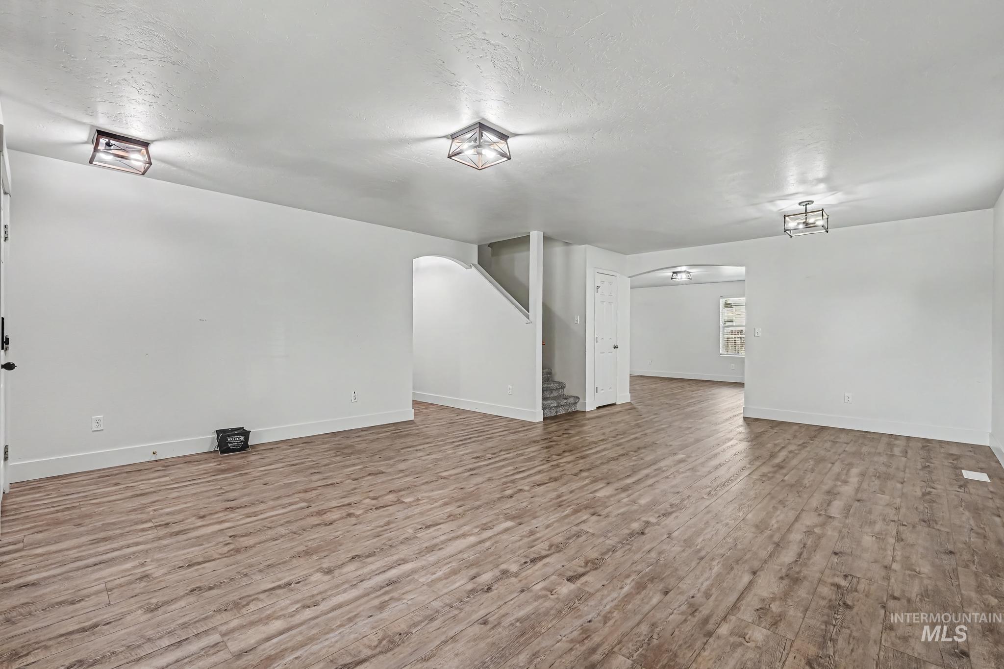 675 Gateway Property Photo 8