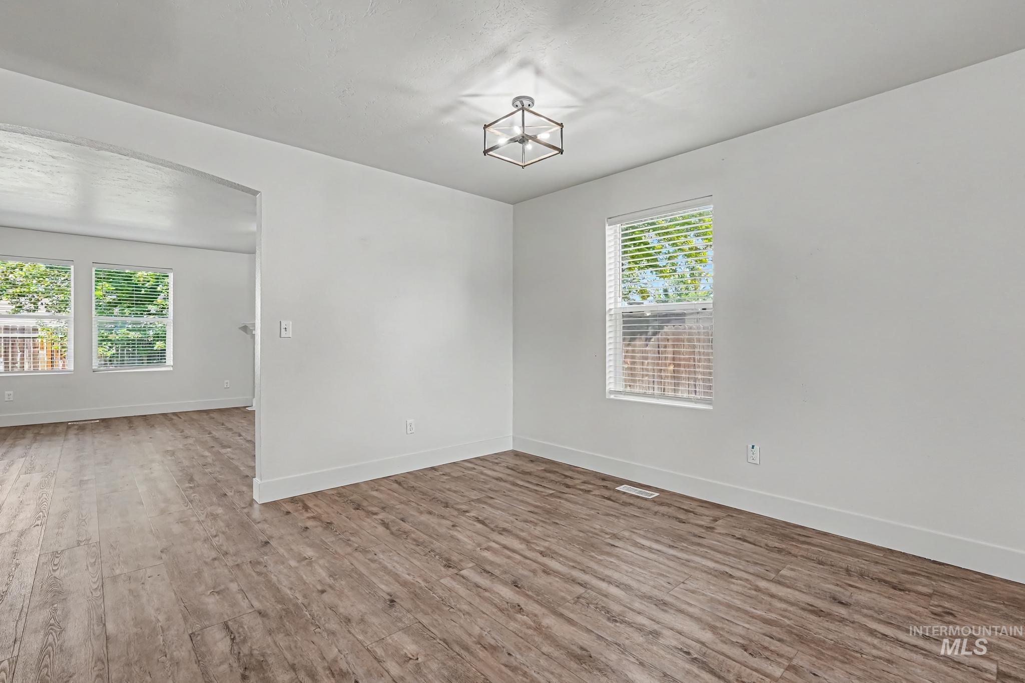 675 Gateway Property Photo 9