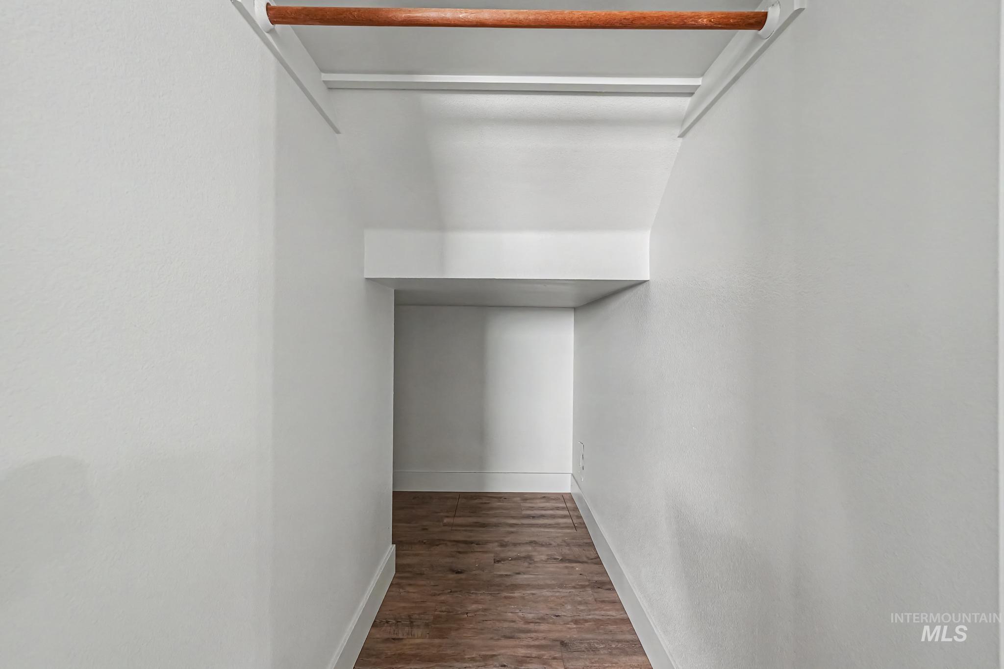 675 Gateway Property Photo 11