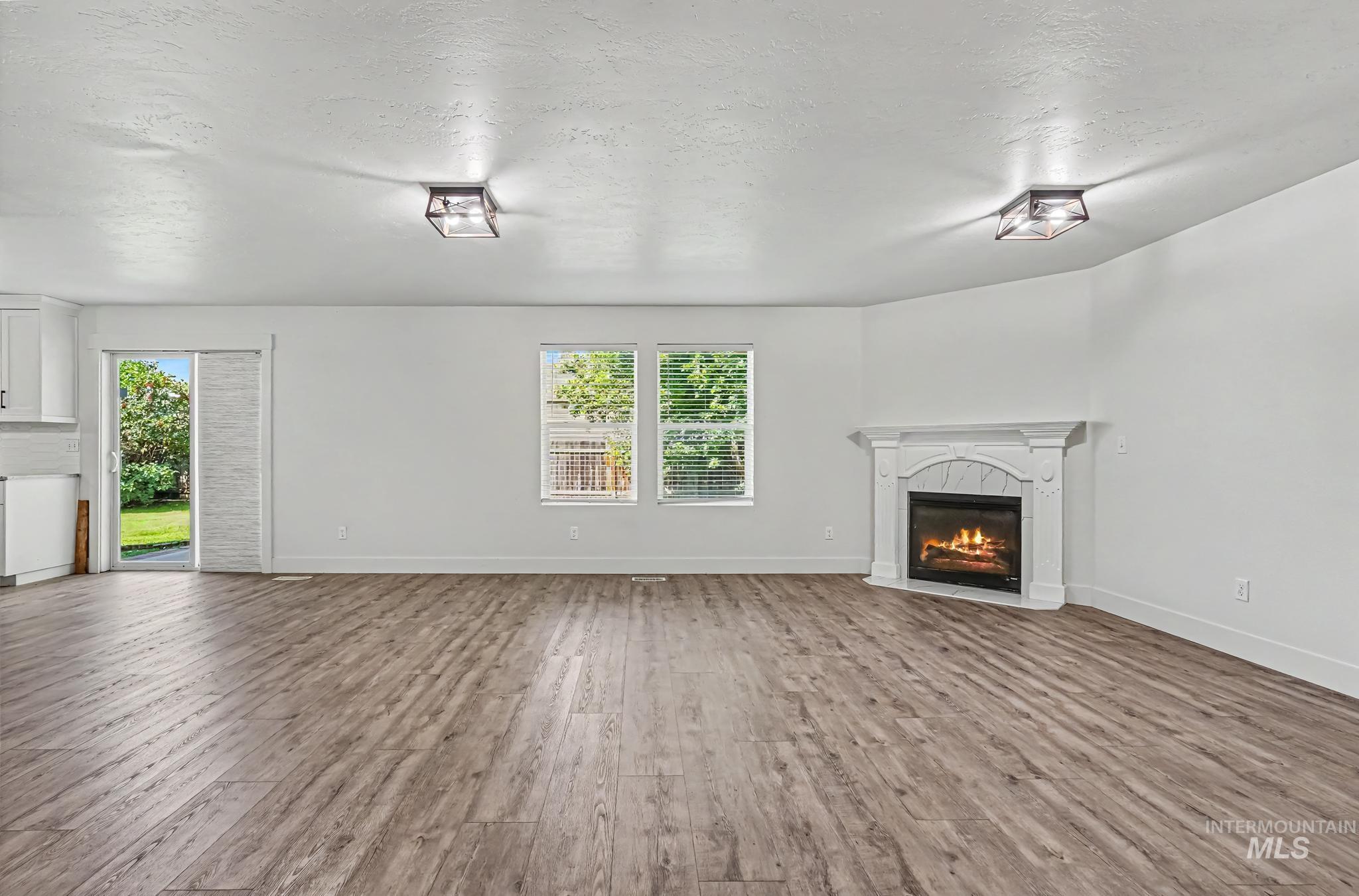 675 Gateway Property Photo 12
