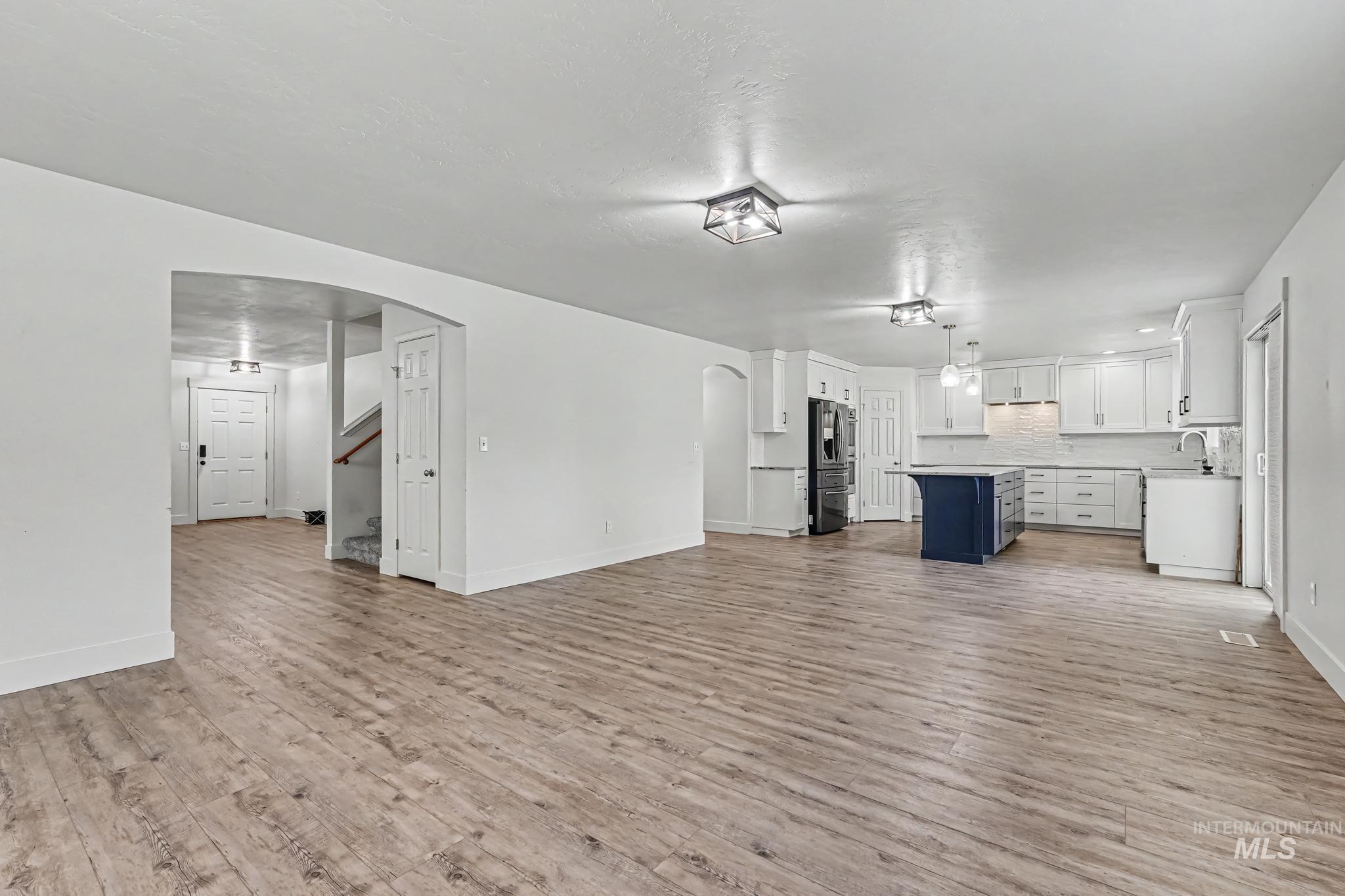 675 Gateway Property Photo 15