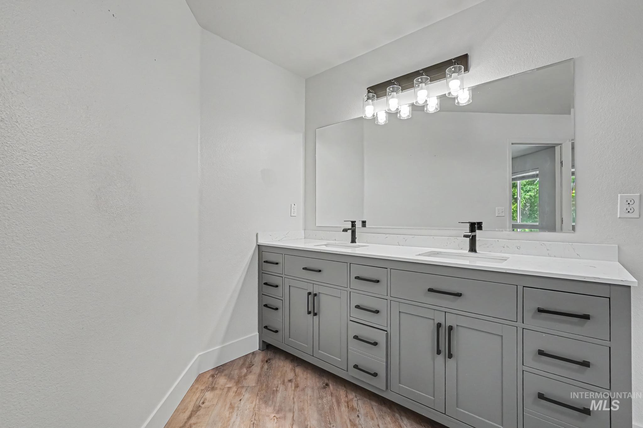675 Gateway Property Photo 35