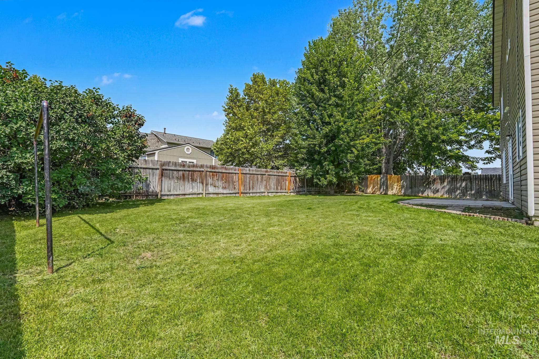 675 Gateway Property Photo 49
