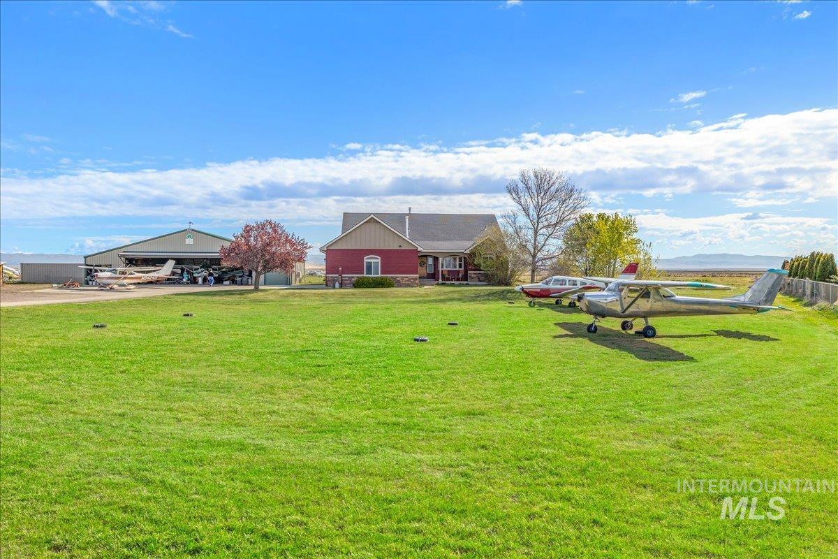 11850 Nw Touch N Go Ave Property Photo 3