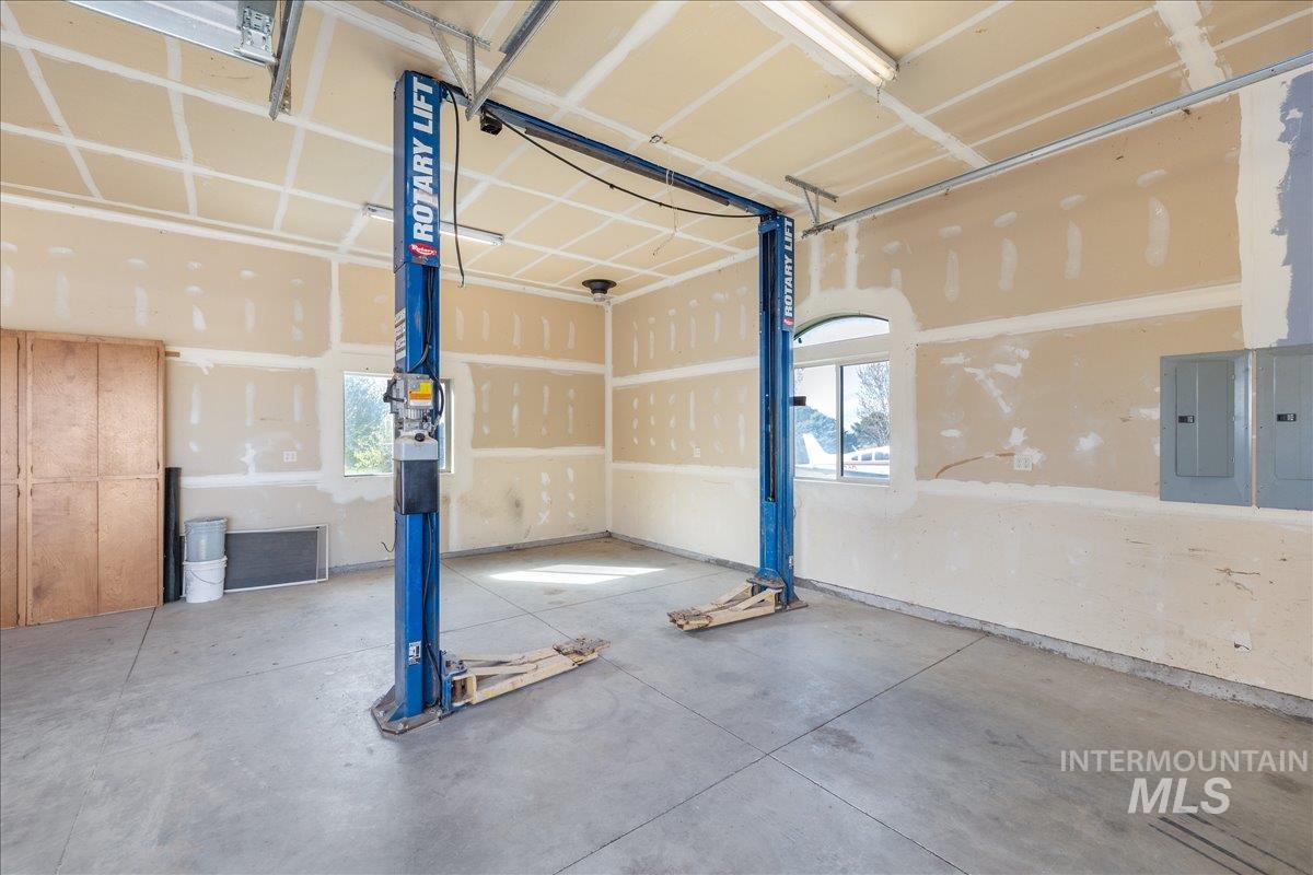 11850 Nw Touch N Go Ave Property Photo 44