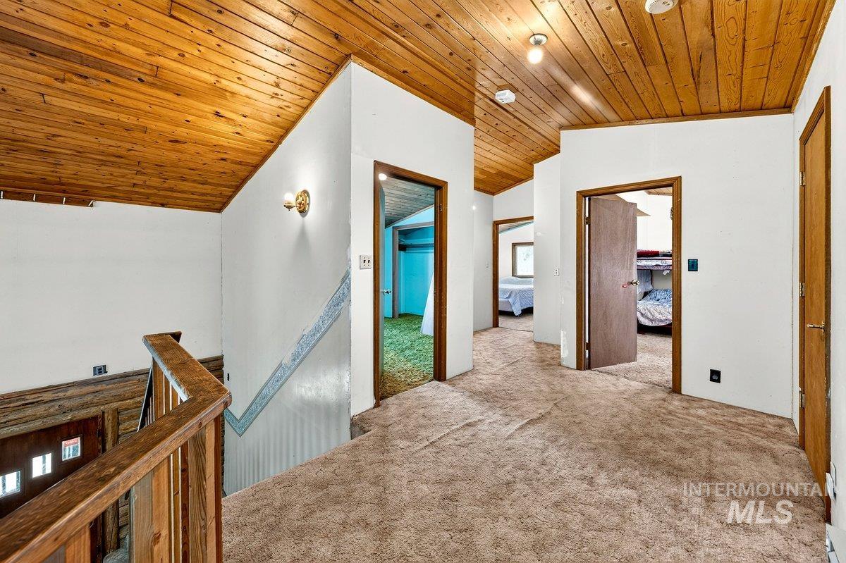 14211 Lake Shore Dr. Property Photo 18