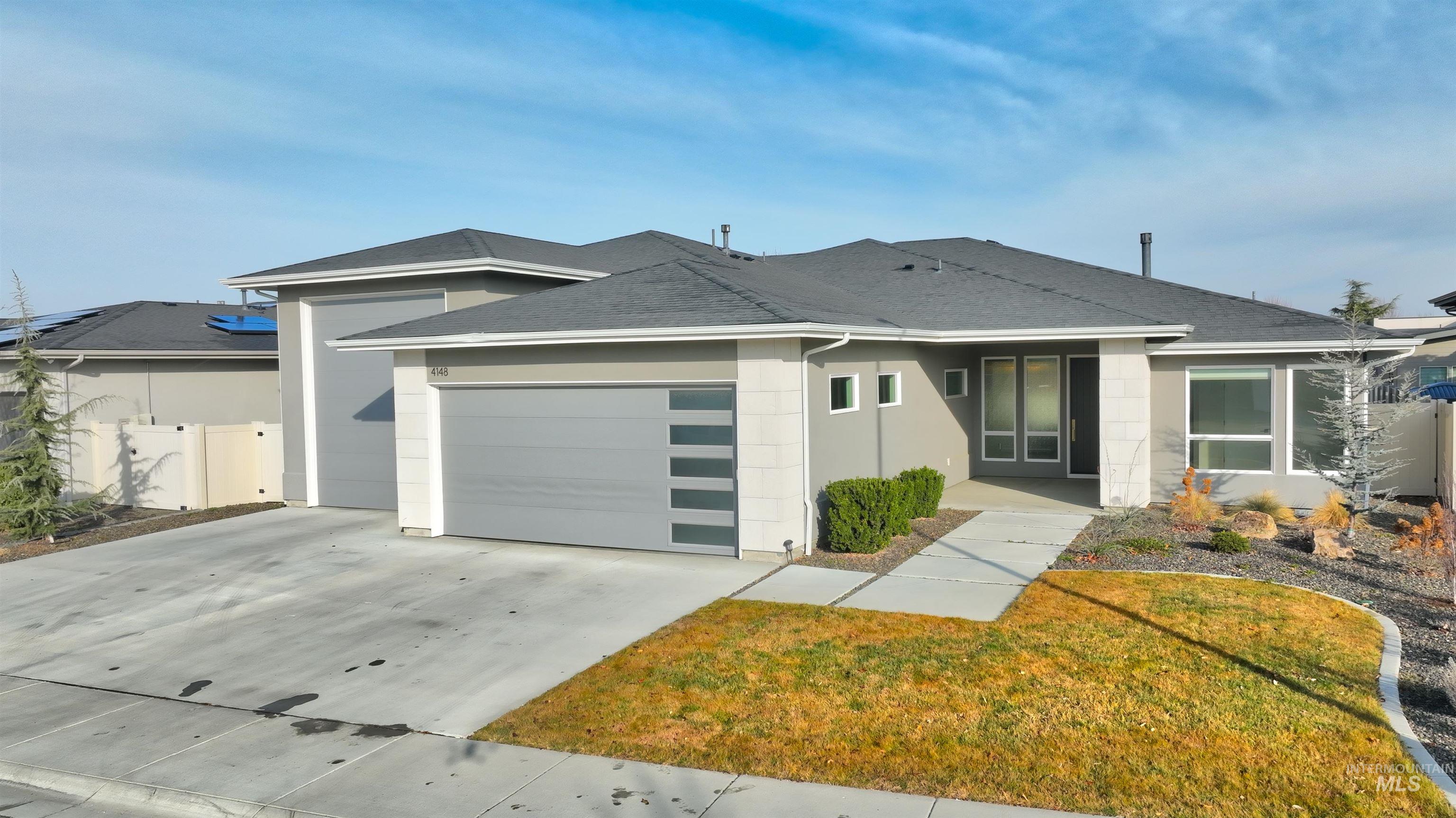 4148 E Copper Point Property Photo 2
