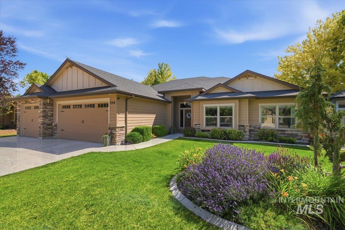 2314 W Herron Loop