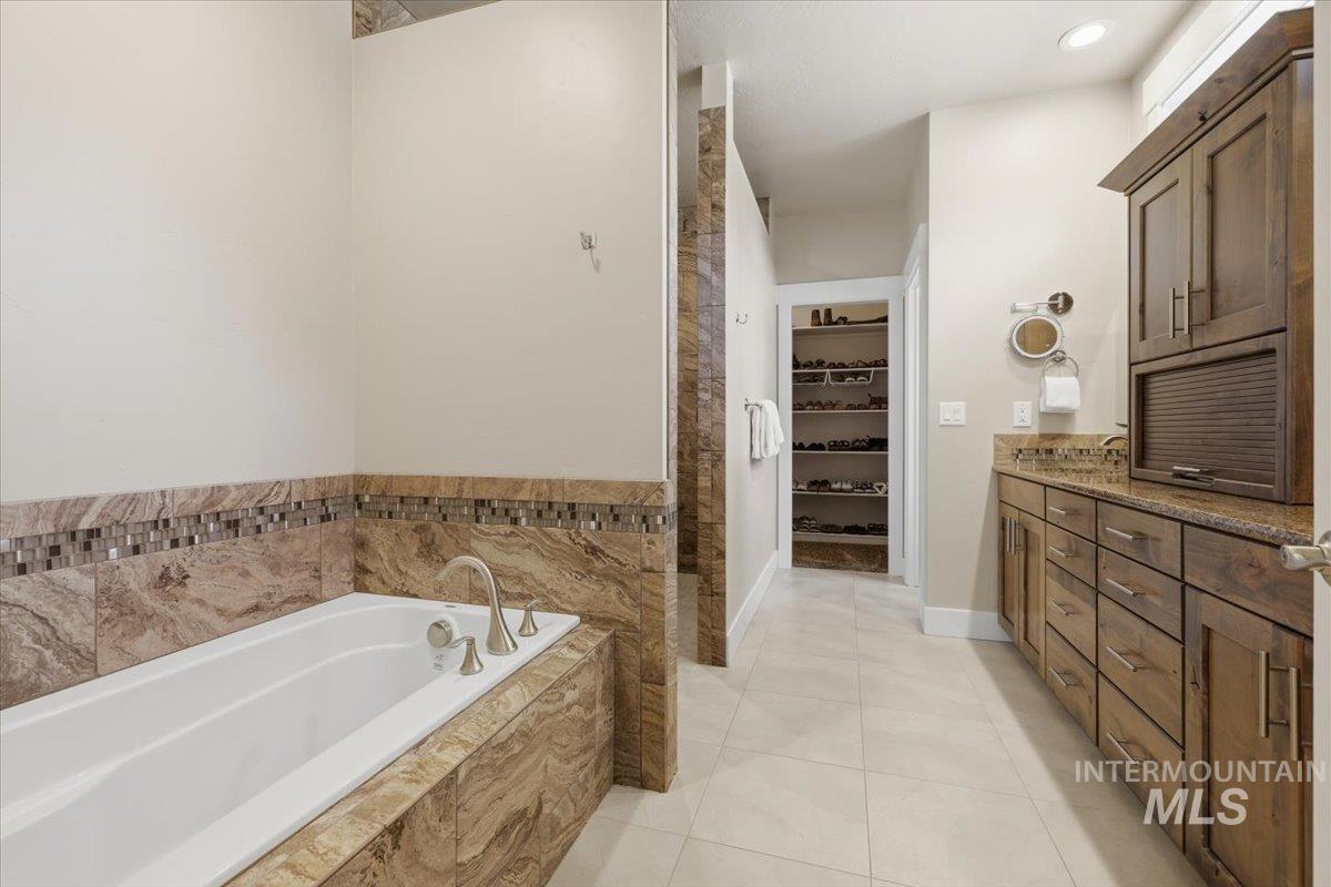 2314 W Herron Loop Property Photo 22