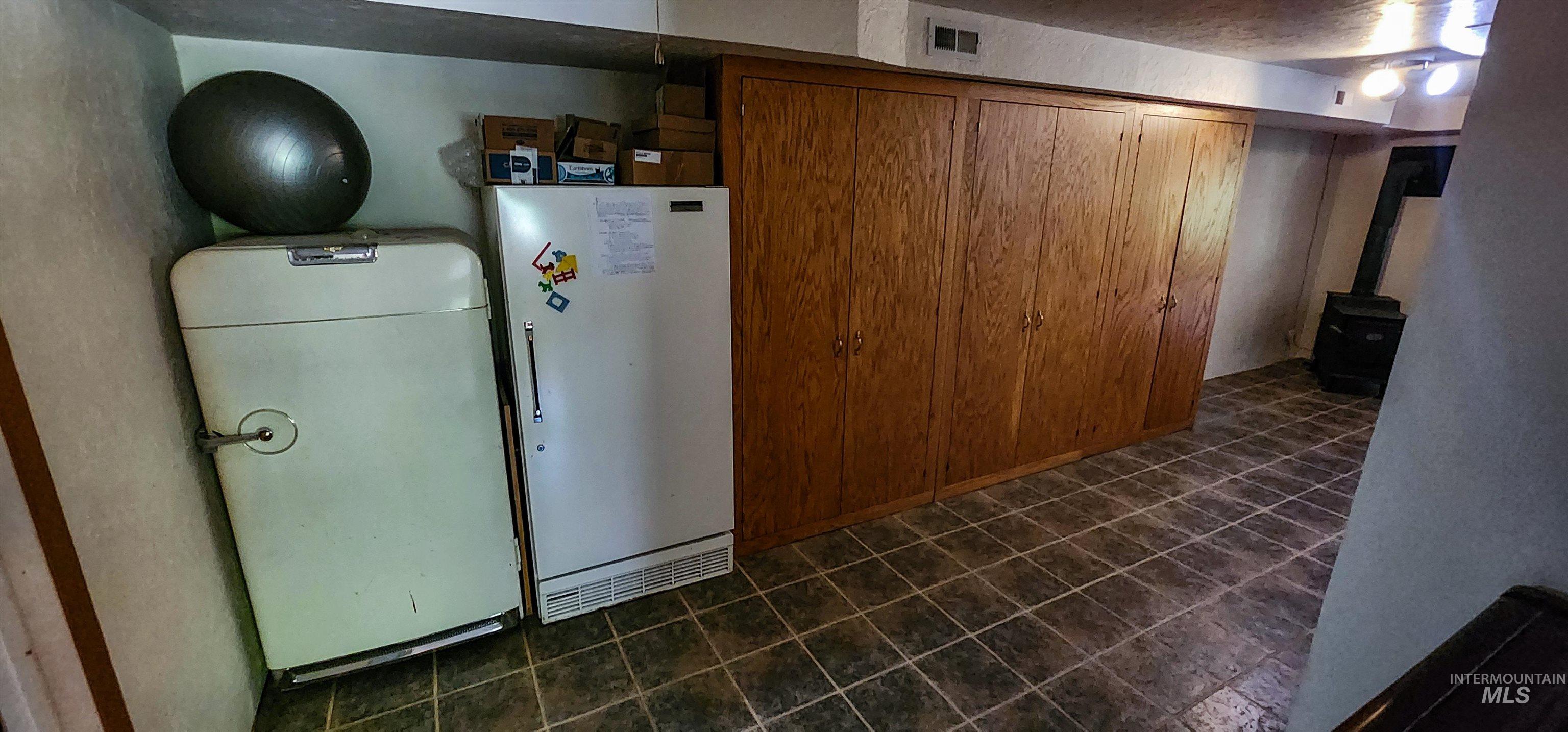 106 Newsome Property Photo 21