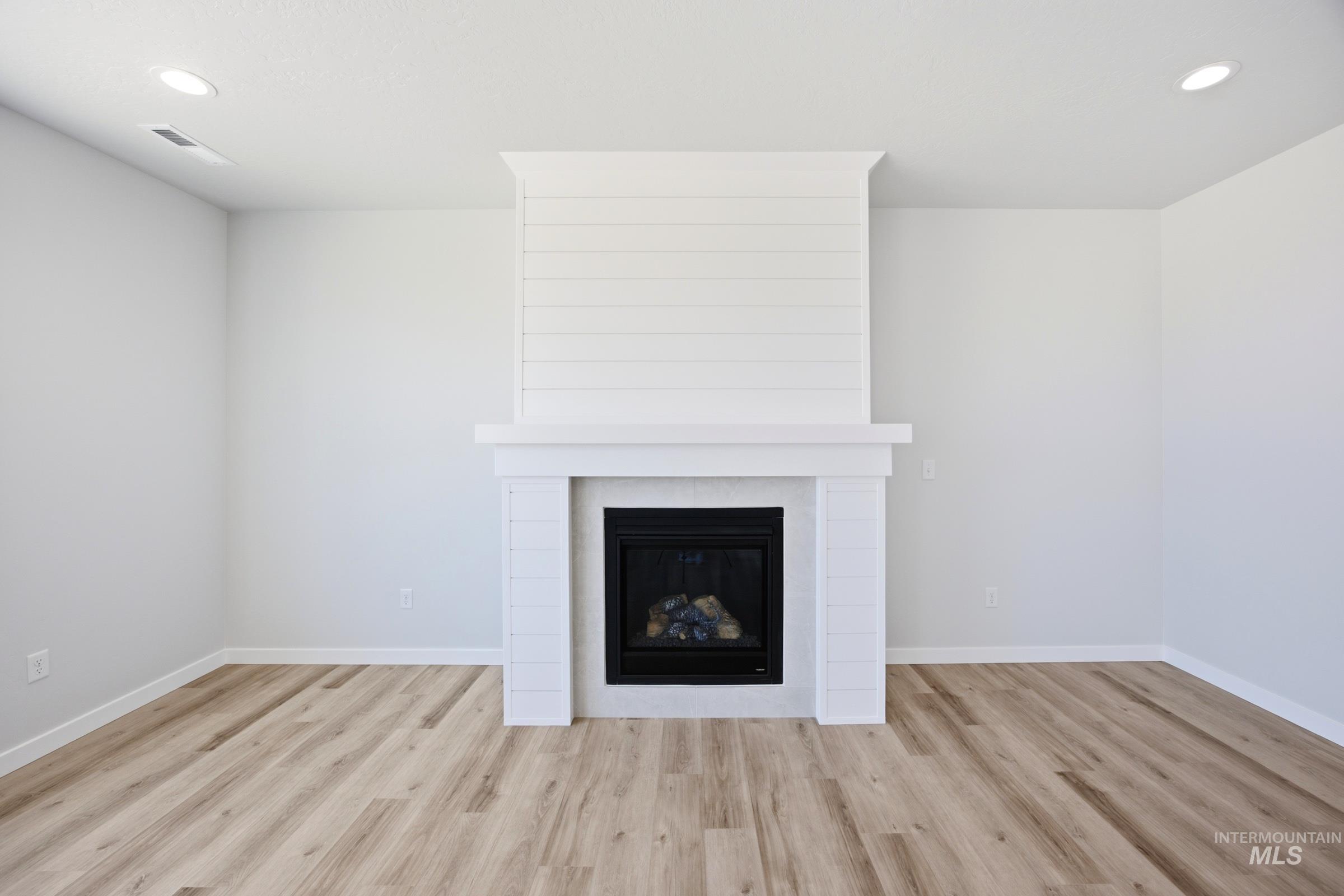 7272 W Trumbull Ct Property Photo 9