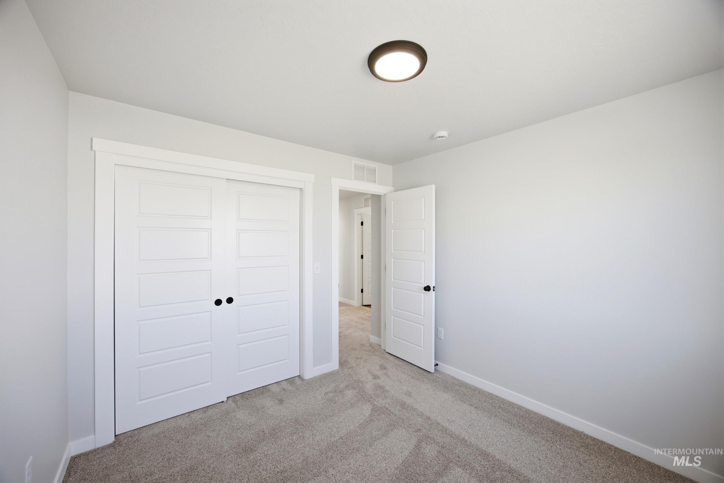 7420 W Trumbull Ct Property Photo 15