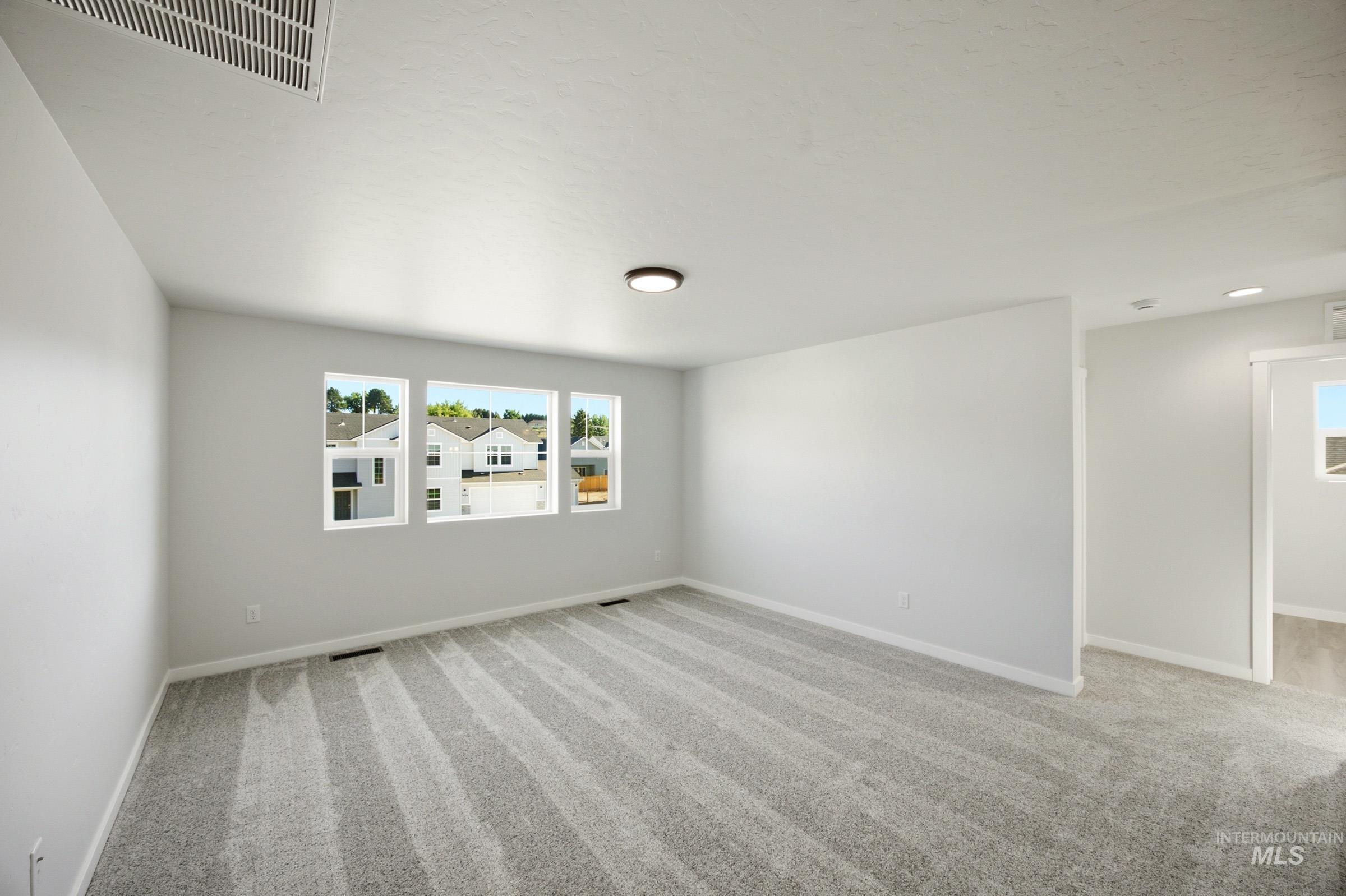 1419 Sunday River St Property Photo 14