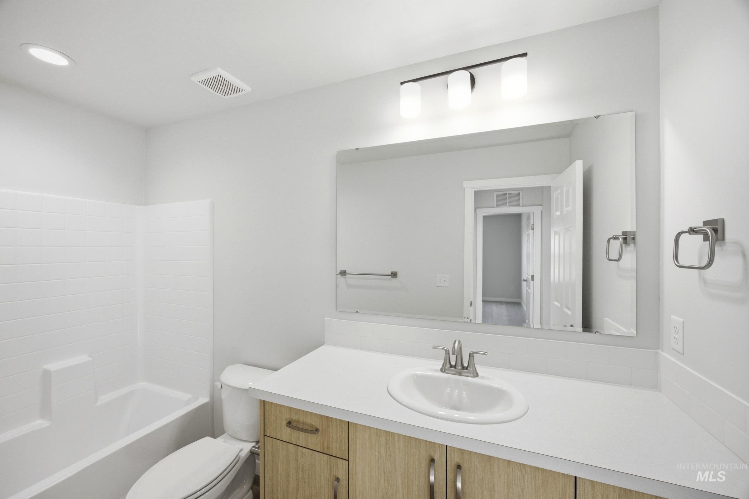 1419 Sunday River St Property Photo 19
